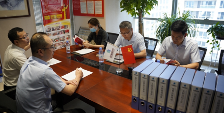 檢查指導(dǎo) | 經(jīng)開區(qū)委組織部檢查指導(dǎo)我集團(tuán)“五星級”黨支部創(chuàng)建工作