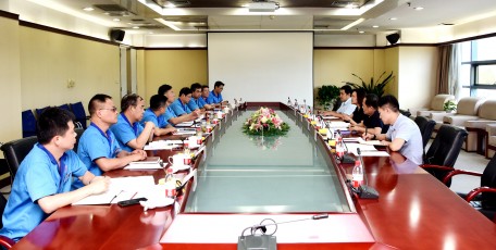 法士特集團(tuán)黨委召開(kāi)主題教育調(diào)研成果交流及檢視問(wèn)題專題會(huì)