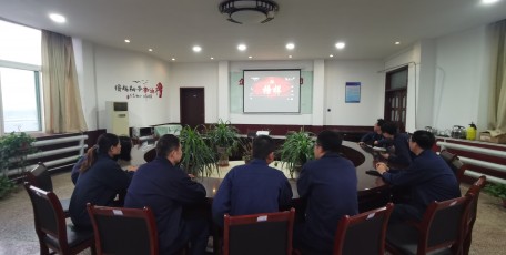 陜焦公司：八點(diǎn)見！向榜樣看齊！